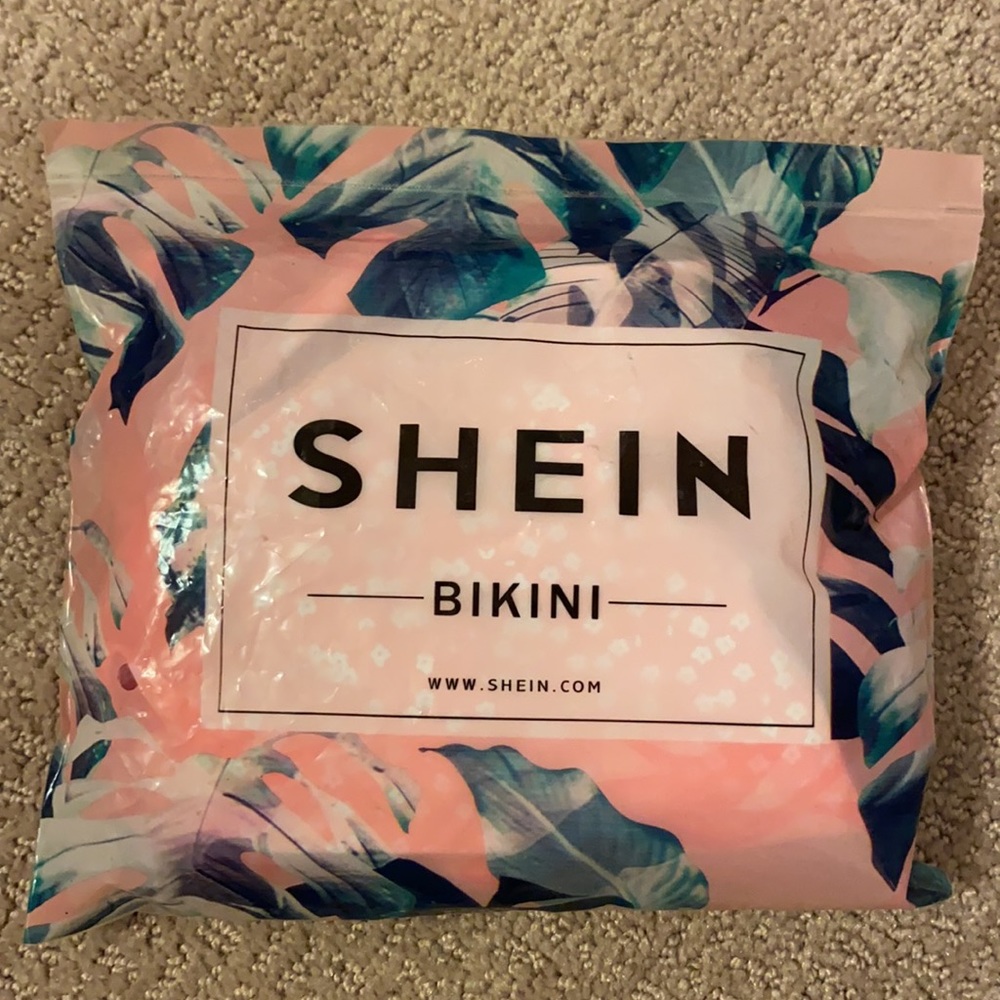 NWOT Pink Floral Bikini Set (includes bottom) - Picture 4 of 5